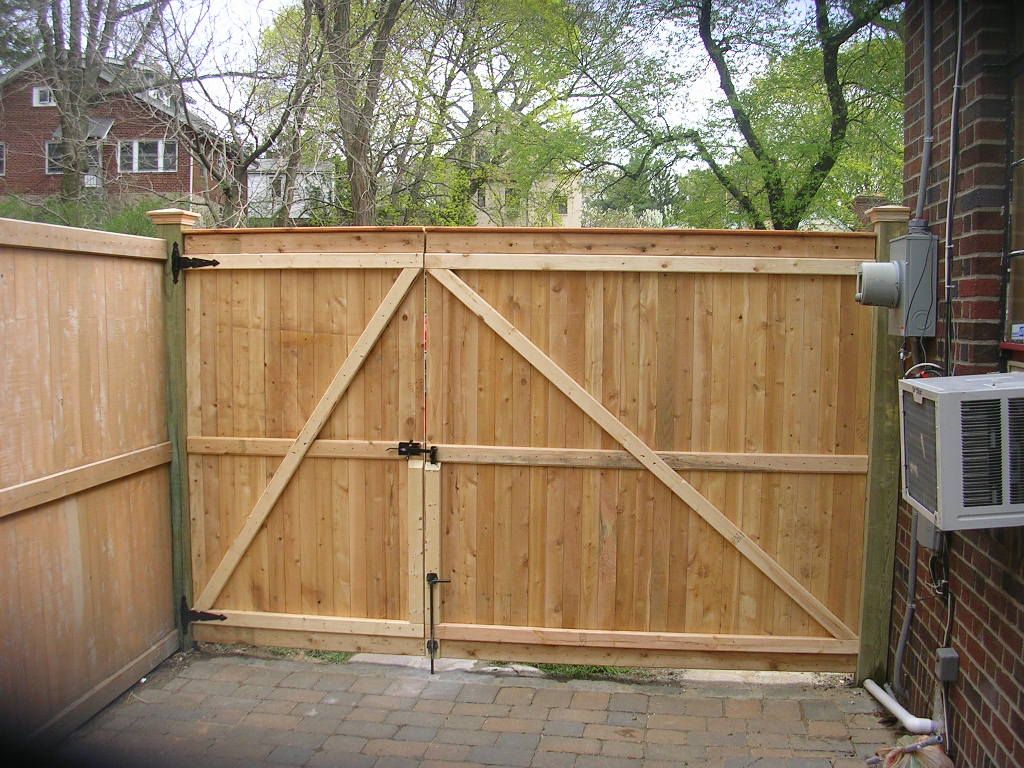Wood Fence Gate Ideas